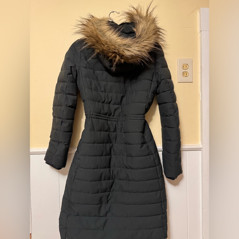 Abercrombie & Fitch Long Stretch Puffer Jacket. Wind and water-resistant. “S”